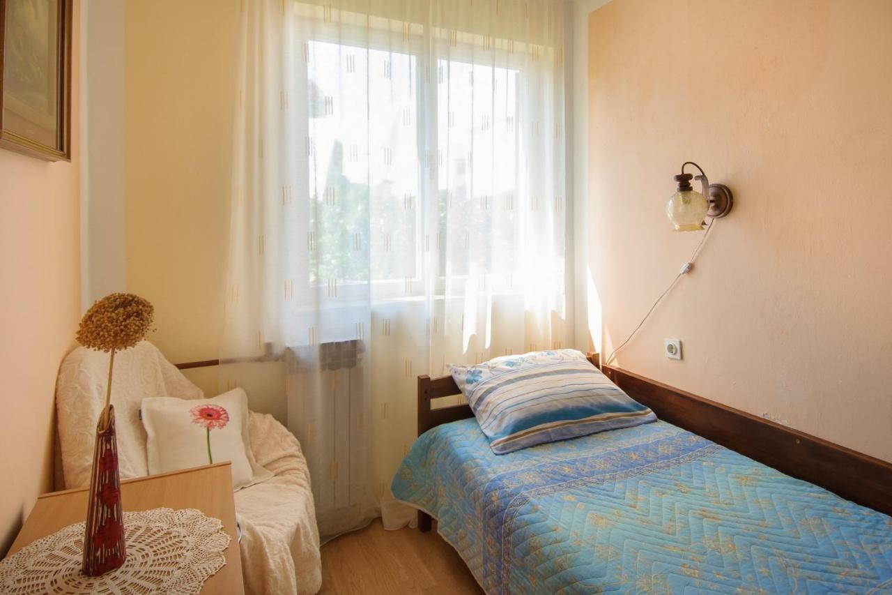Apartments Nives Porec Exterior photo