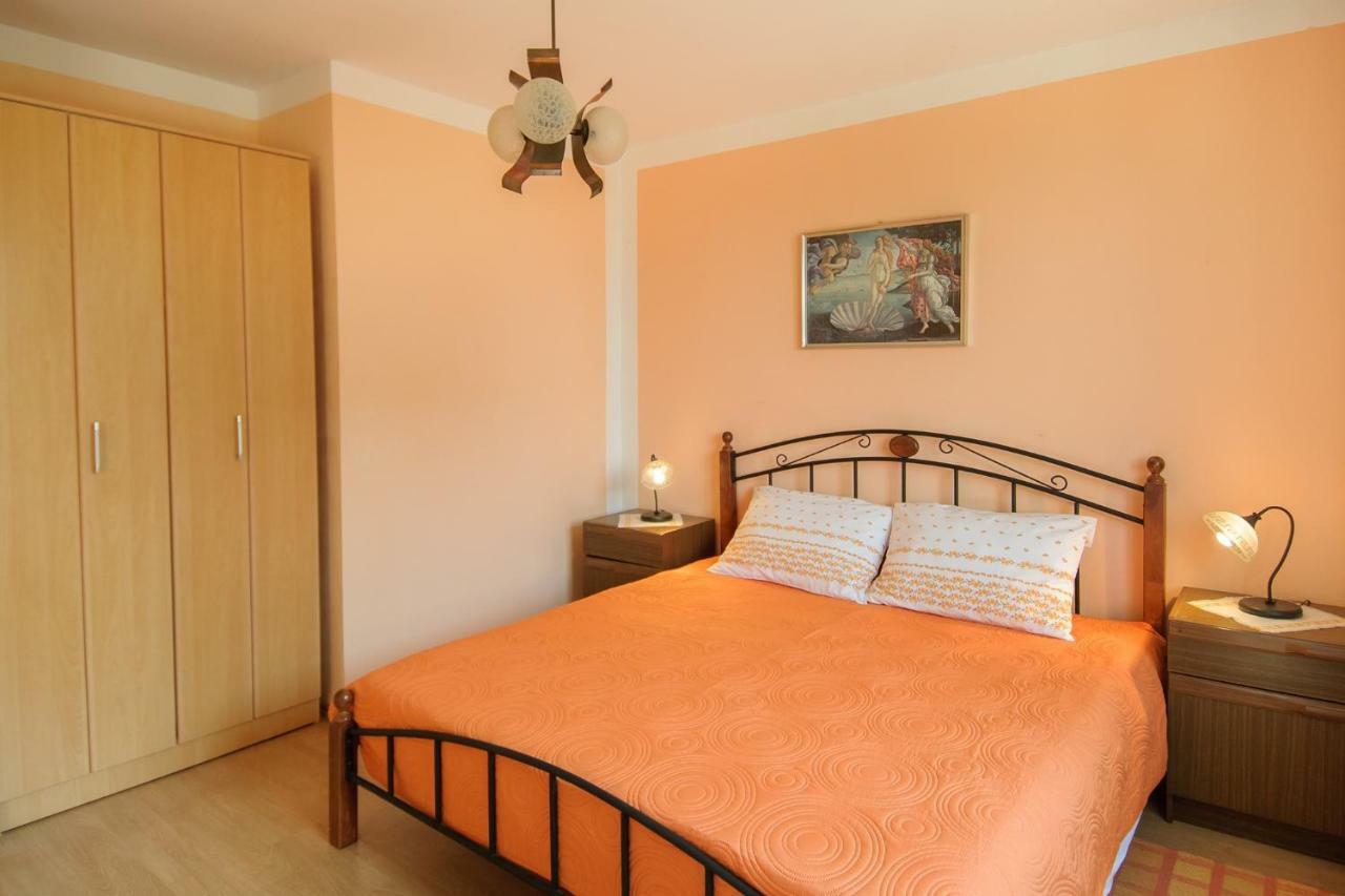 Apartments Nives Porec Exterior photo