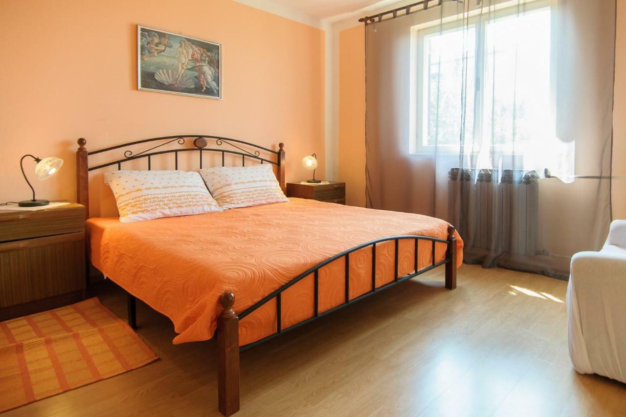 Apartments Nives Porec Exterior photo
